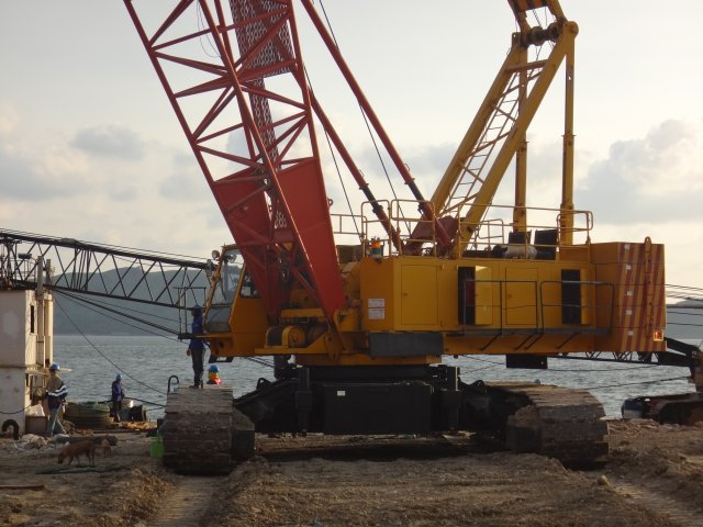 180 T IHI Crawler Crane